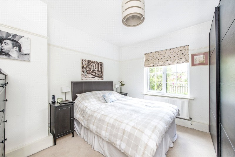 Cricklade Avenue, London, SW2