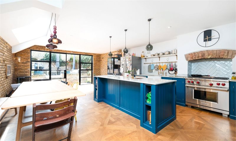 Chelverton Road, London, SW15
