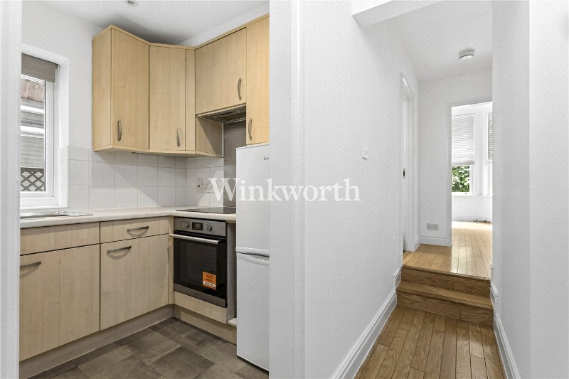 Haslemere Road, London, N21