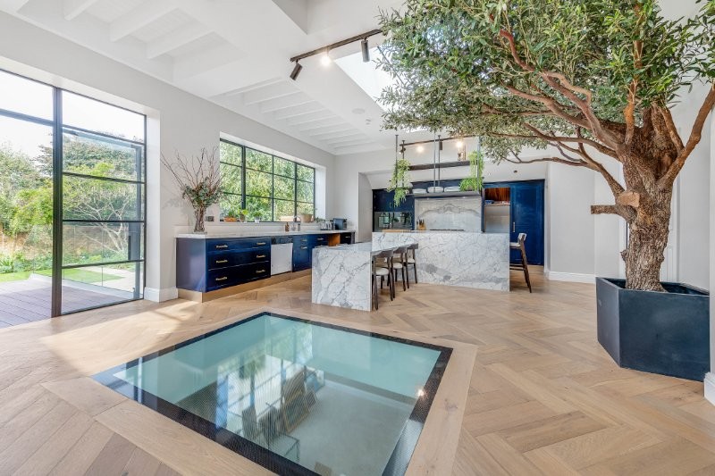 Castelnau, Barnes, London, SW13