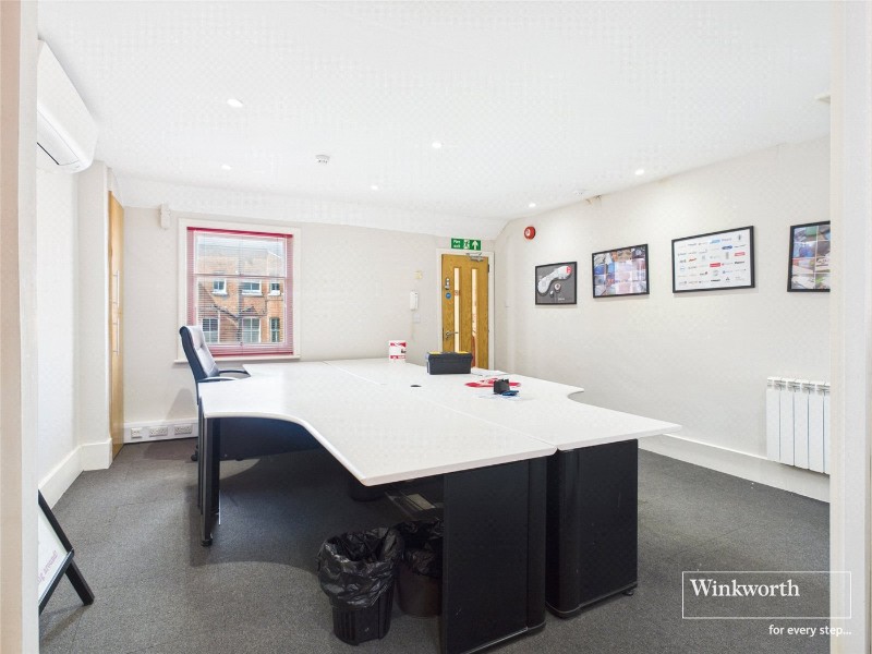 Cross Street, Reading, Berkshire, RG1