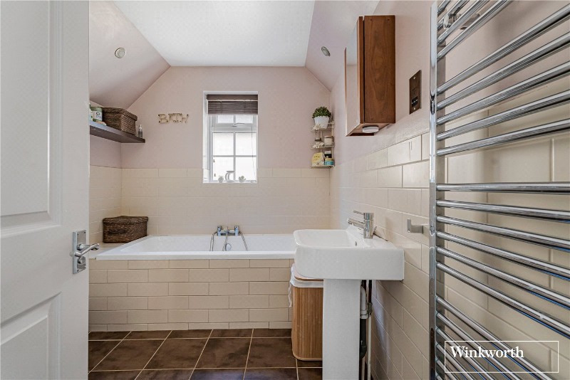 Heywood Drive, Bagshot, Surrey, GU19