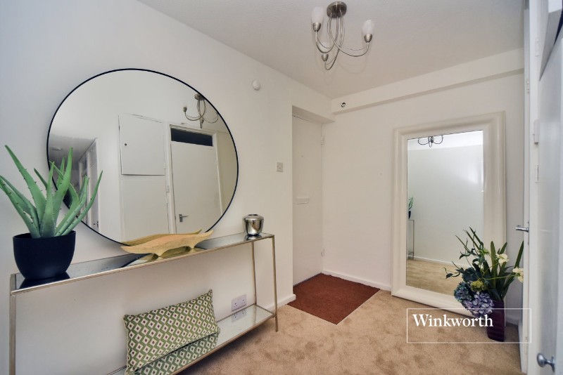 Basinghall Gardens, Sutton, SM2
