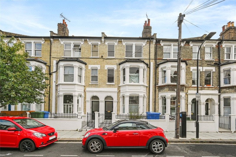 Davisville Road, Shepherds Bush, London, W12