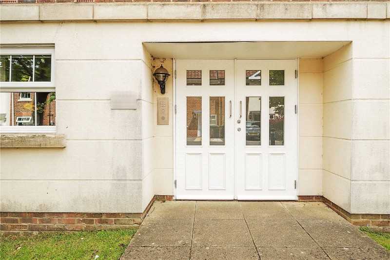 Jago Court, Newbury, RG14