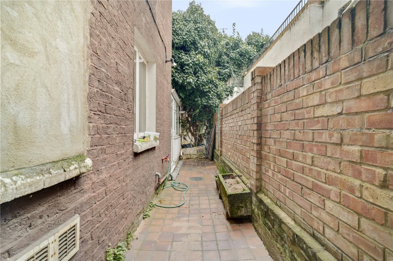 Donne Place, London, SW3