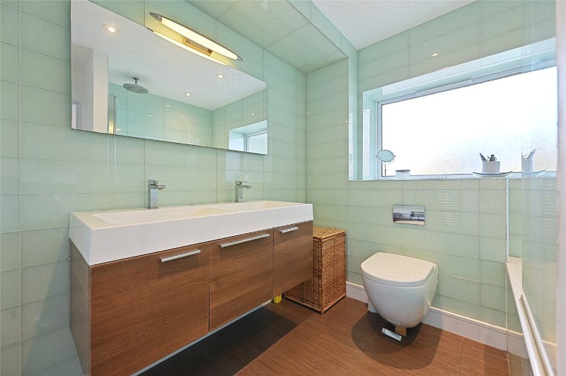 Mylne Close, Upper Mall, London, W6