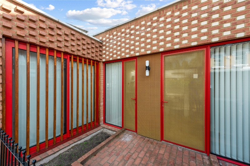 Eade Road, London, N4