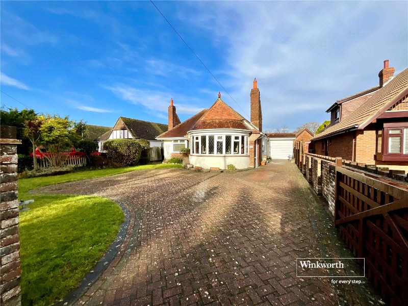 Lymington Road, Highcliffe, Dorset, BH23