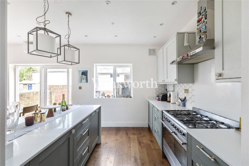 The Grove, London, N13
