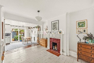 Rosebery Avenue, London, N17