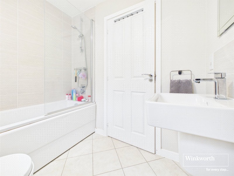 Honor Avenue, Burghfield Common, Reading, Berkshire, RG7