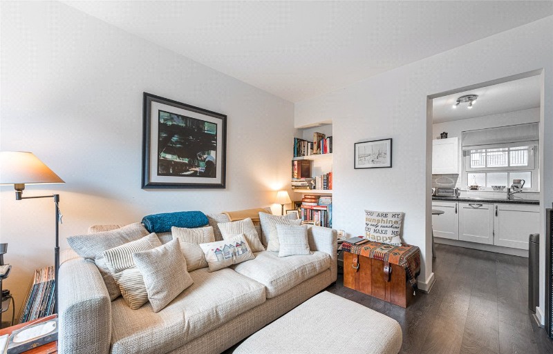 Ebury Bridge Road, London, SW1W