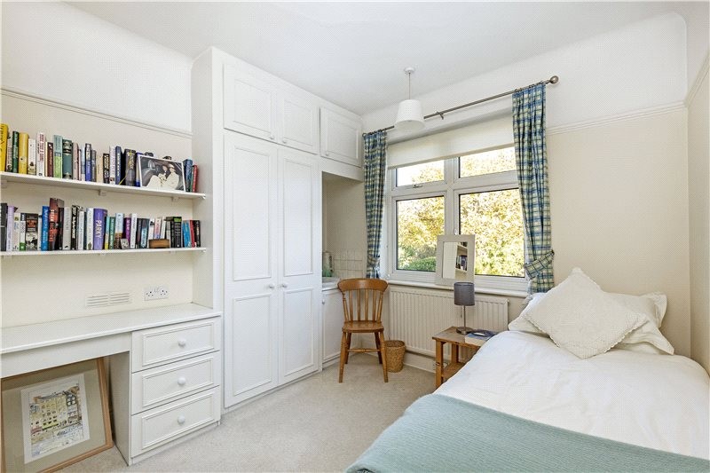 Gerard Road, Barnes, London, SW13