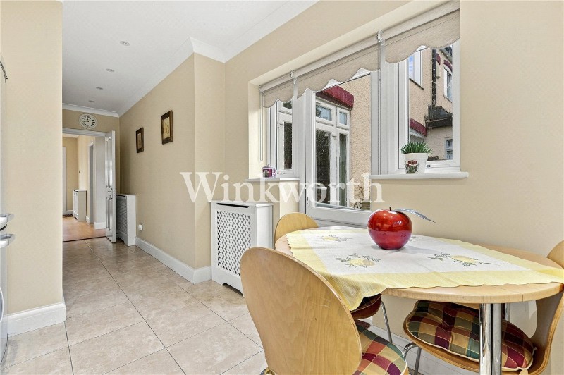 Connaught Gardens, London, N13