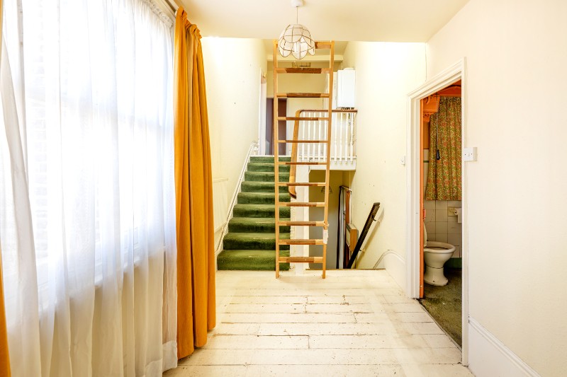 St. Quintin Avenue, London, W10