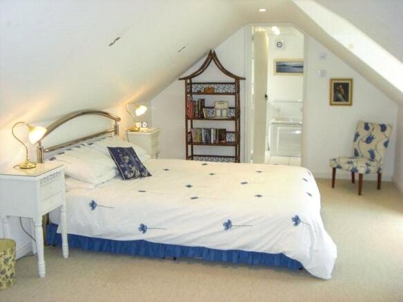 Lower Buckland Road, Lymington, Hampshire, SO41