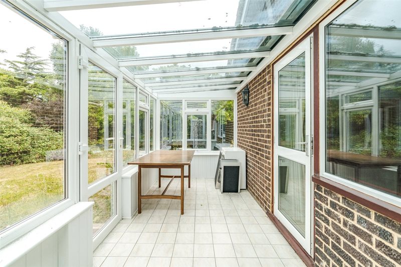 De Haviland Close, Merley, Wimborne, Dorset, BH21