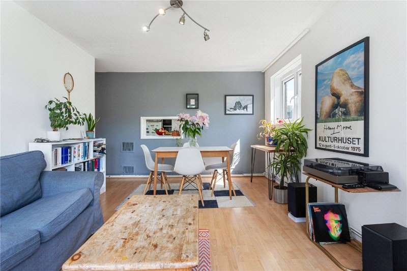 Queens Drive, London, N4