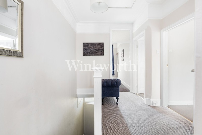 Caversham Avenue, London, N13