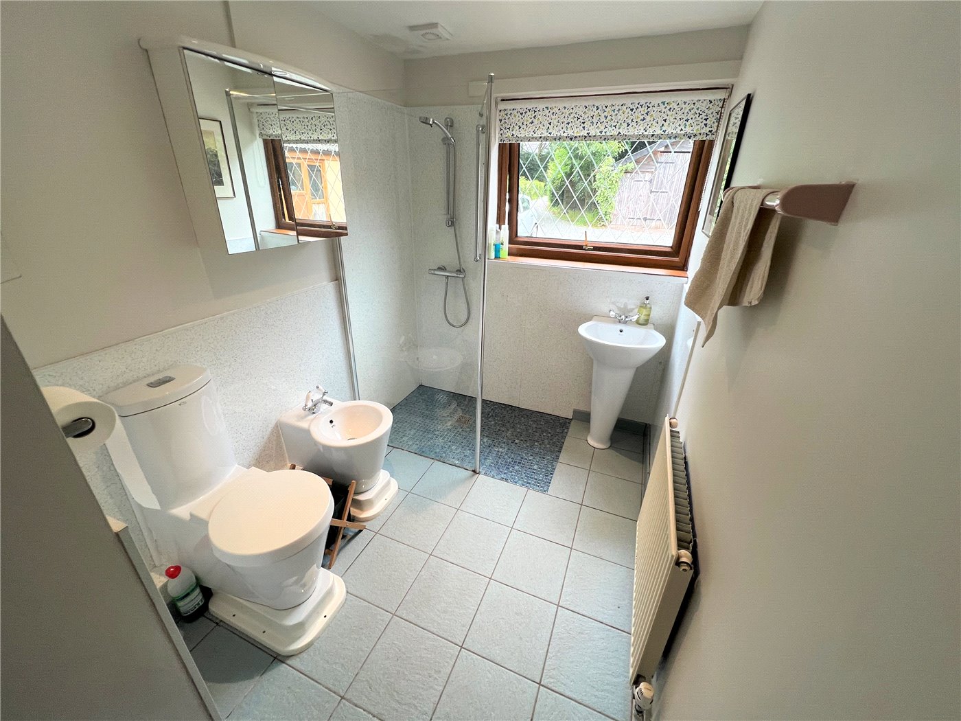 Ensuite