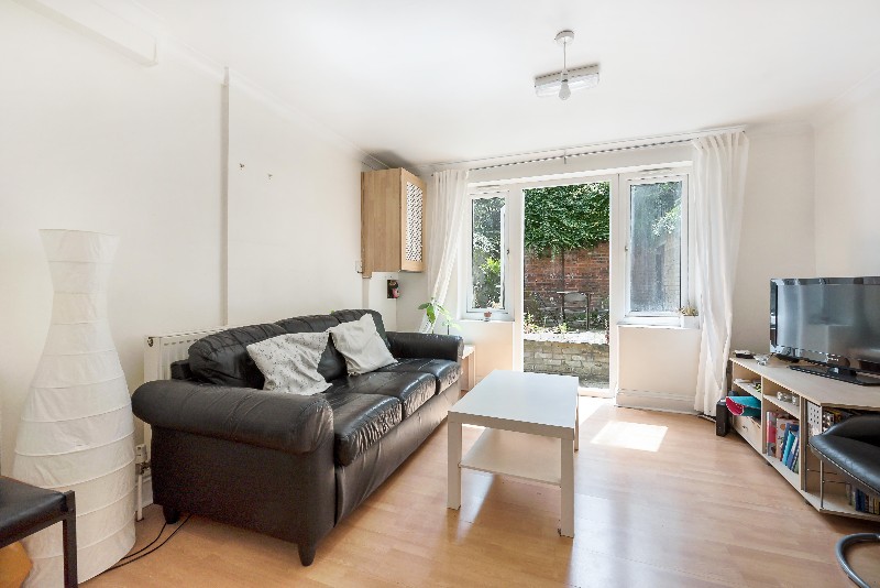 Henshaw Street, London, UK, SE17
