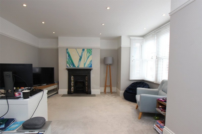 Leigh Road, Leigh-on-Sea, SS9