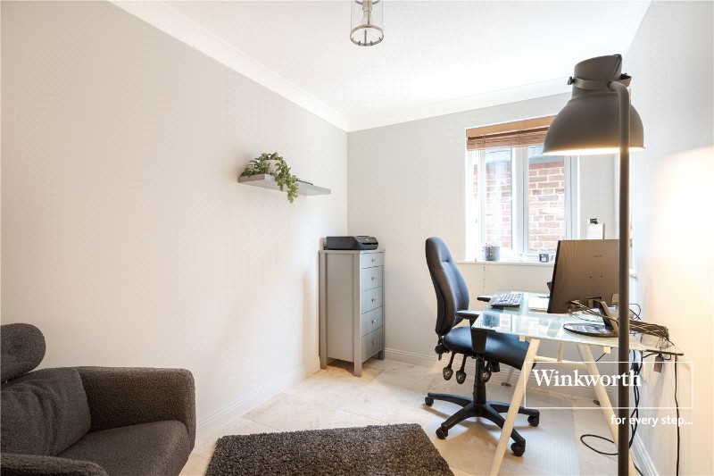 Longham Farm Close, Longham, Ferndown, Dorset, BH22