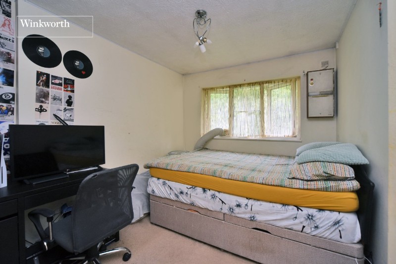 Autumn Drive, Sutton, SM2