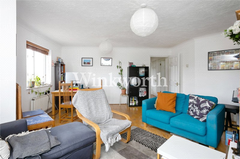 Myddleton Avenue, London, N4