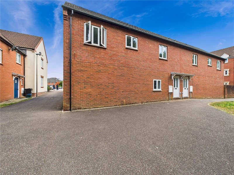 Kestrel Close, Tiverton, Devon, EX16