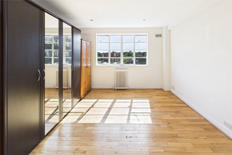 Corner Fielde, Streatham Hill, London, SW2