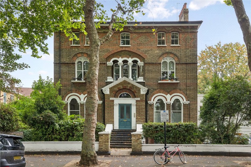 Highbury New Park, London, N5