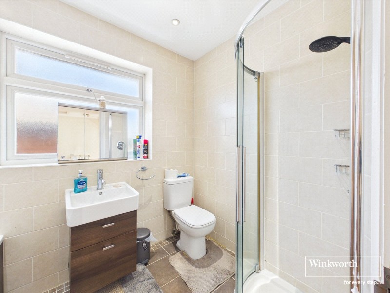 Wolmer Gardens, Edgware, HA8
