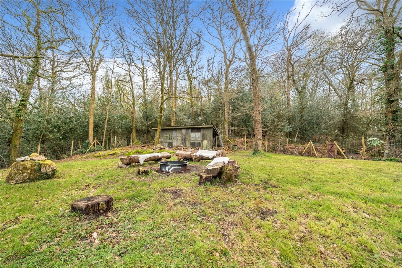 4 bedroom property for sale in Fullers Vale, Headley Down, Hampshire