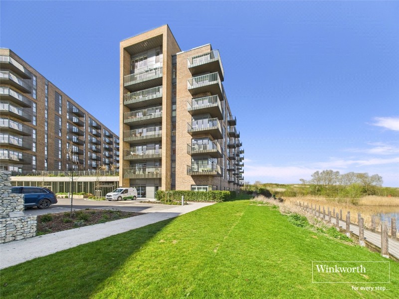 Flagstaff Road, Bankside Gardens, Reading, Berkshire, RG2