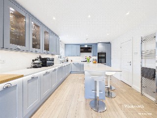 Wintringham Way, Purley on Thames, Reading, Berkshire, RG8