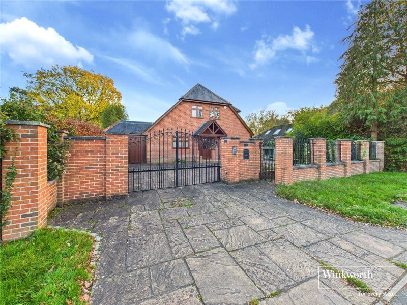 Shortheath Lane, Sulhamstead, Reading, Berkshire, RG7