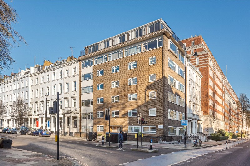 Grosvenor Road, London, SW1V