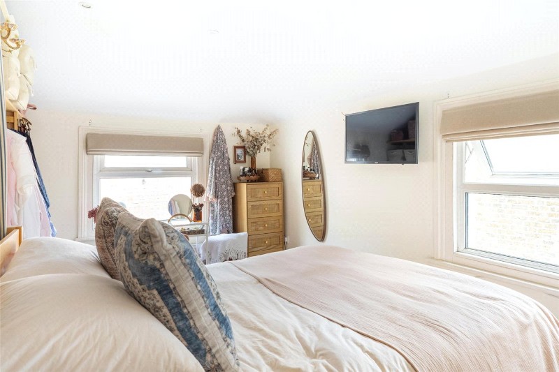 Handforth Road, London, SW9