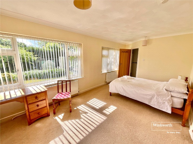 Smugglers Lane North, Highcliffe, Dorset, BH23