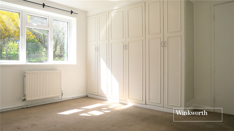 Queen Elizabeth Court, Park Road, High Barnet, EN5