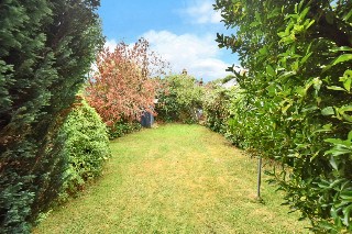 Moreton Road, Worcester Park, KT4