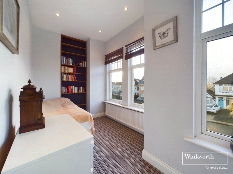 Station Road, Hendon, London, NW4