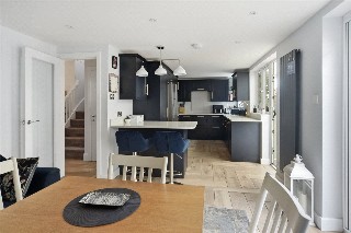 Evesham Road, Stratford-upon-Avon, Warwickshire, CV37