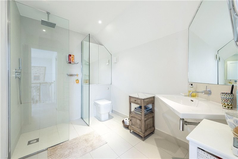 Ferry Road, Barnes, London, SW13