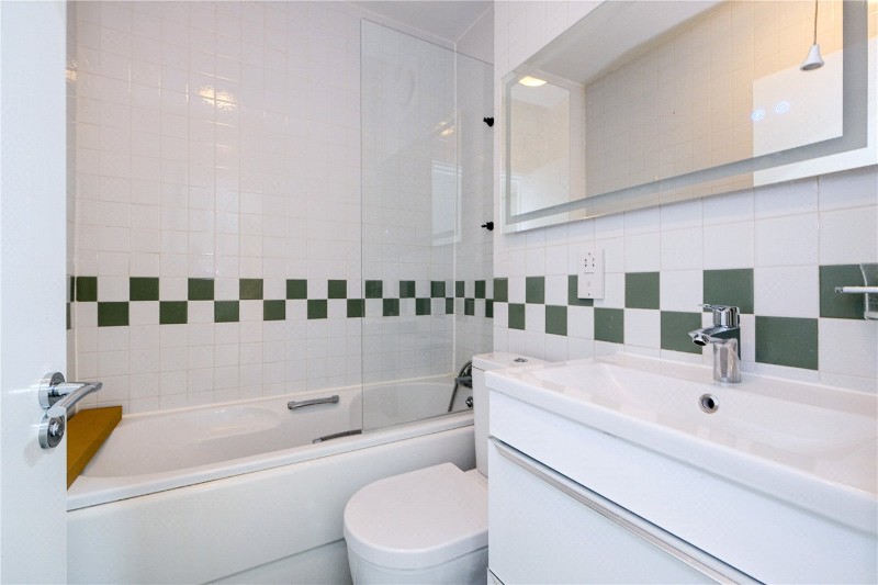 Rosebery Court, London, EC1R