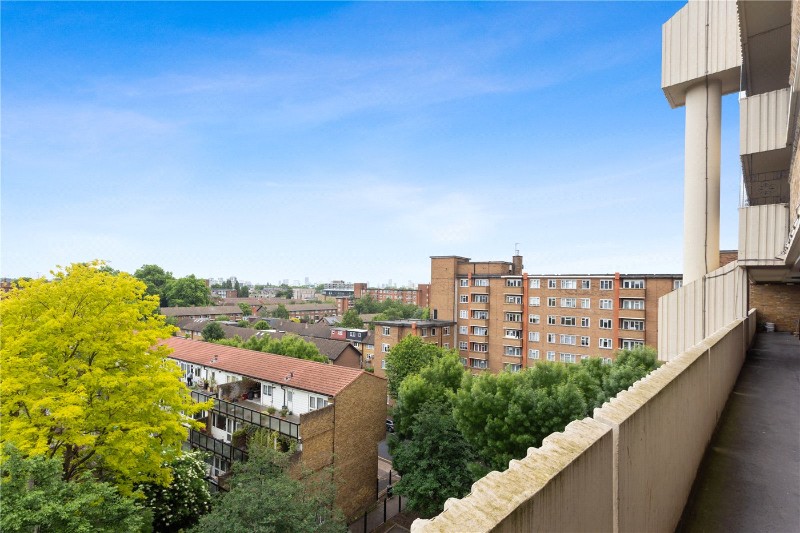 Sidney Street, London, E1