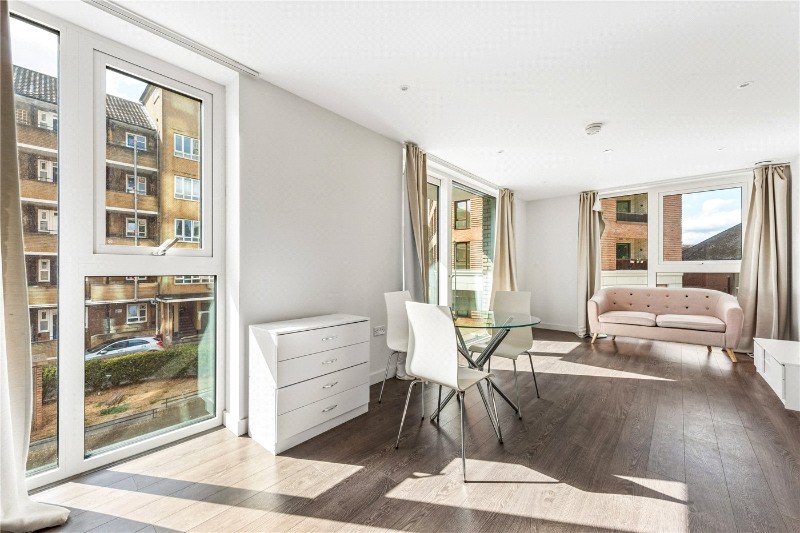 Newnton Close, London, N4