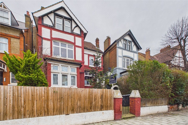 Gleneagle Road, London, SW16